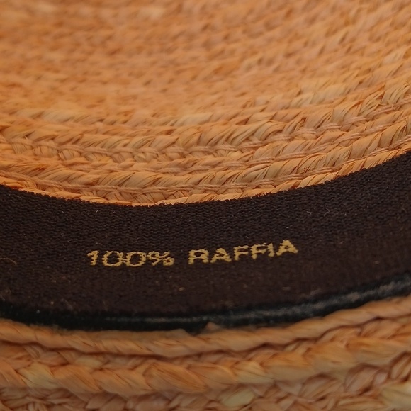 HELEN KAMINSKI 100% RAFFIA HAT, Elegant Straw Hat  NWOT